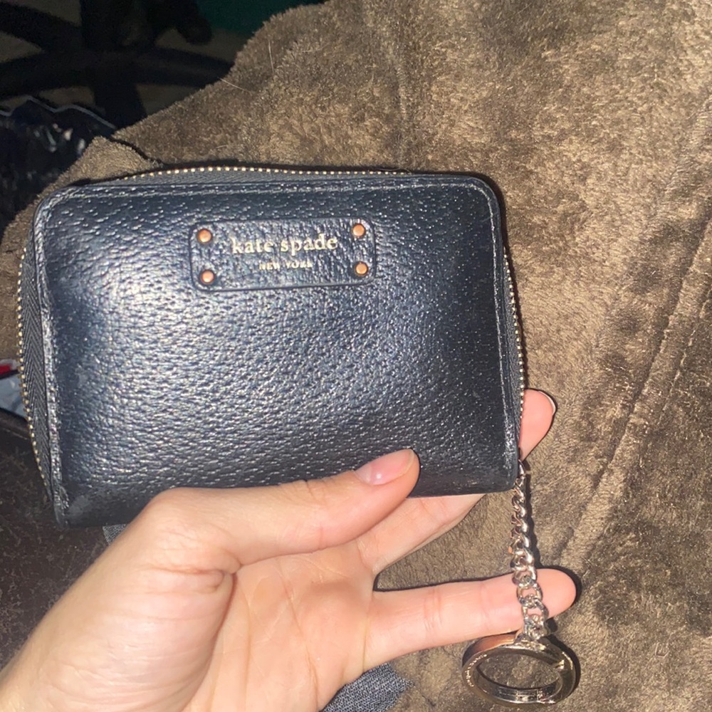 black kate spade wristlet wallet